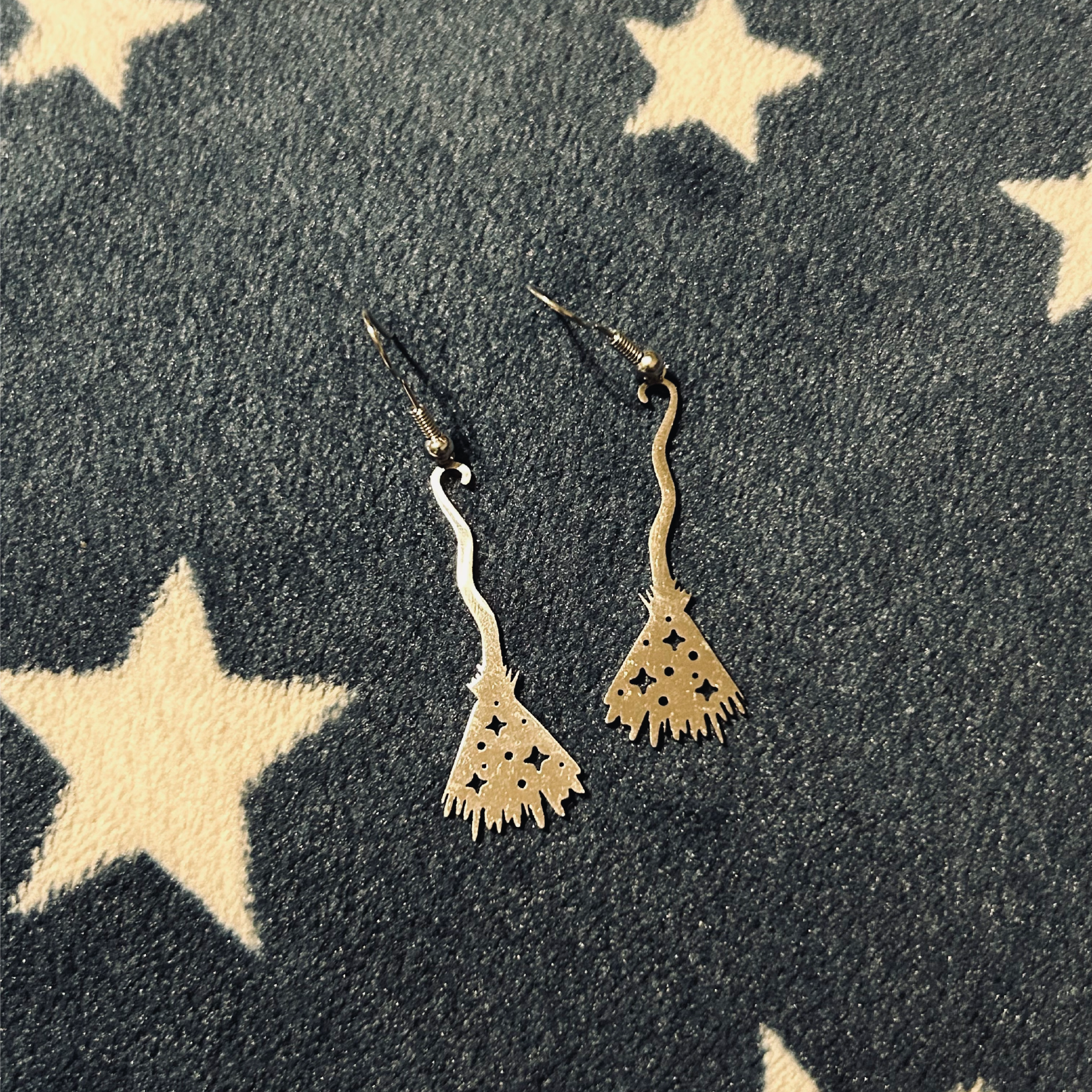 Silver Witch Cauldron Silver Earrings