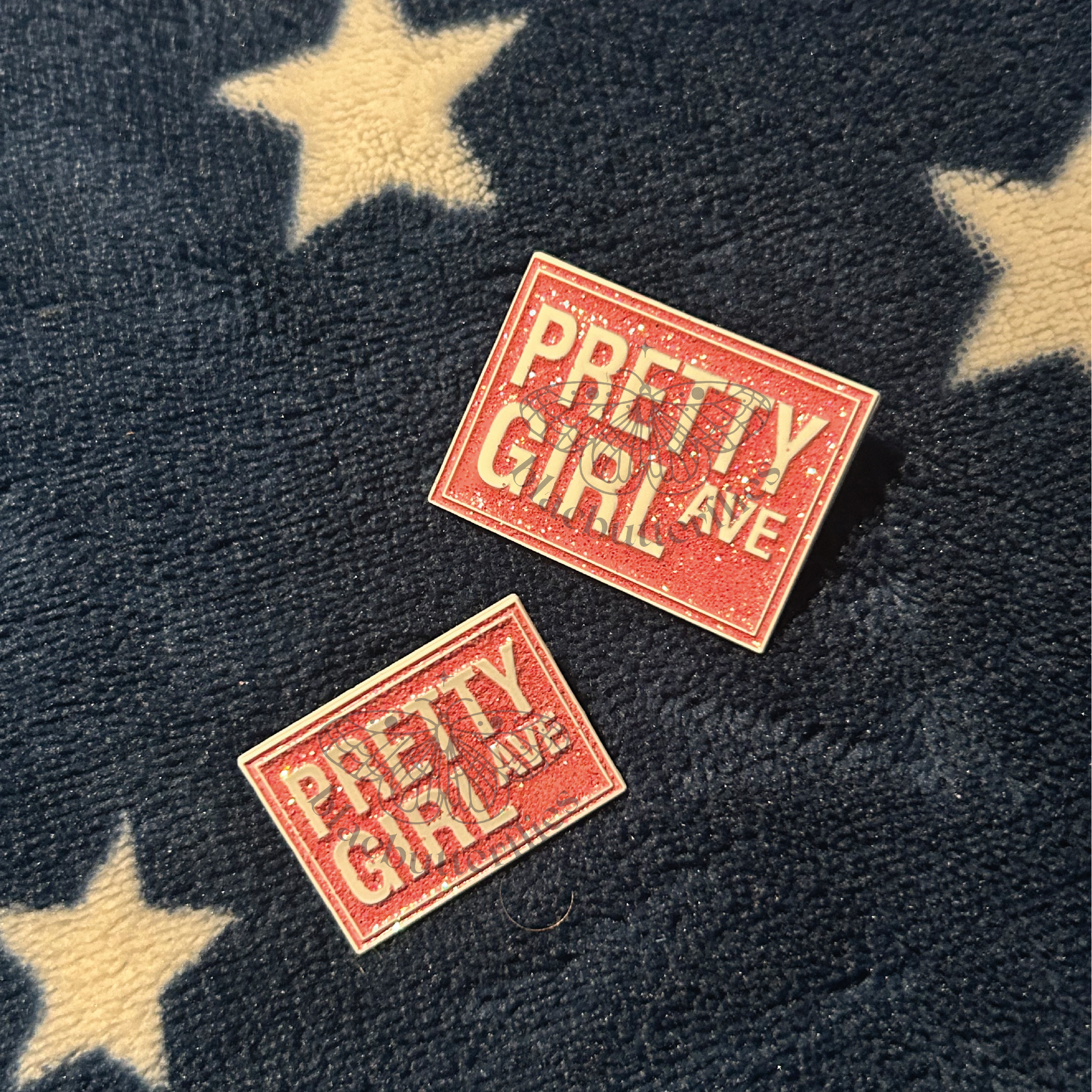 Pretty Girl Avenue Pin Badge